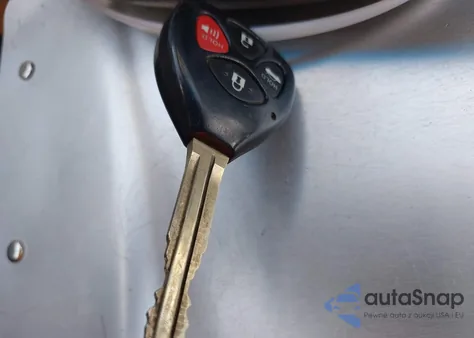 2011 Toyota Camry Le z USA, uszkodzony, nr VIN 4T4BF3EK9BR190977